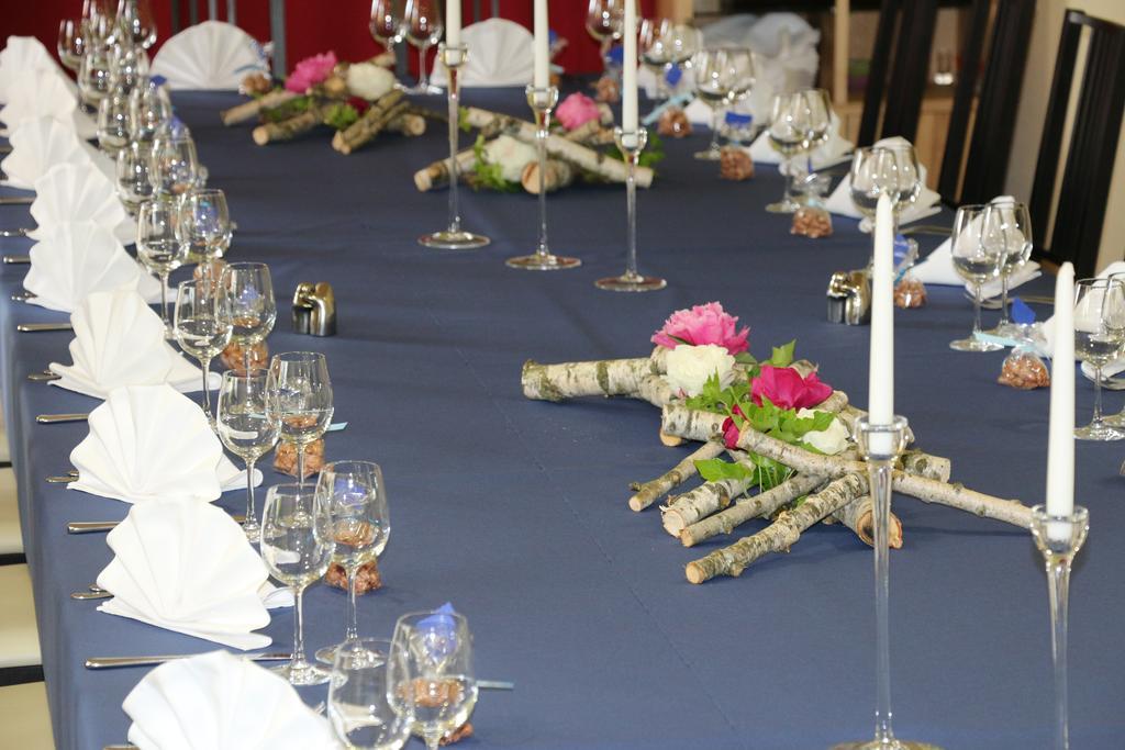 Hotel Restaurant Roessli Uetendorf Exteriér fotografie